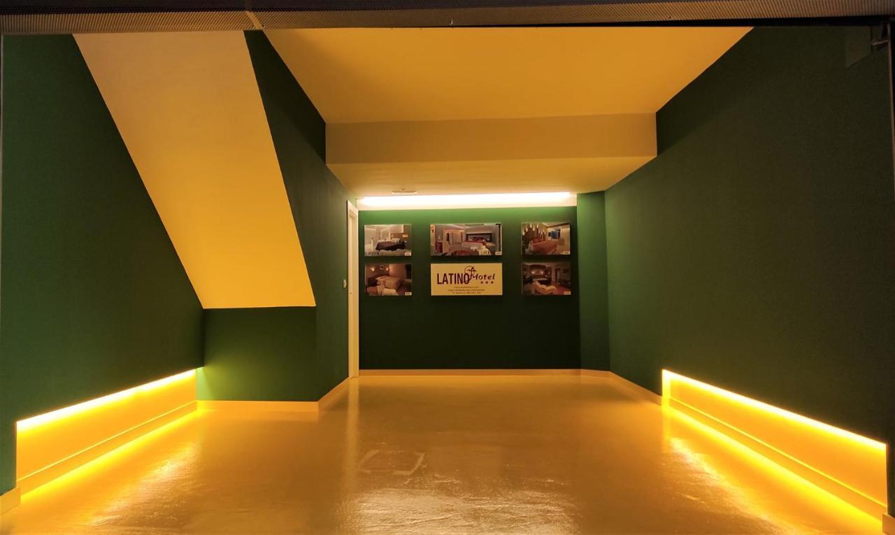 Llanera  Motel Latino מראה חיצוני תמונה